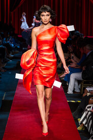 moschino-rs17-3114.jpg