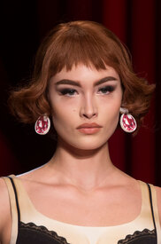 moschino-clp-rs17-3433.jpg
