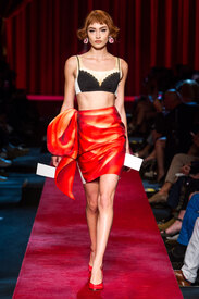 moschino-rs17-3094.jpg