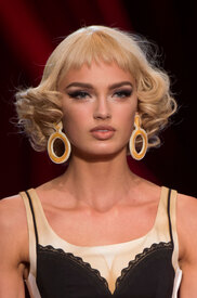 moschino-clp-rs17-2434.jpg
