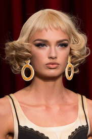 moschino-clp-rs17-2438.jpg