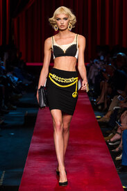 moschino-rs17-2521.jpg