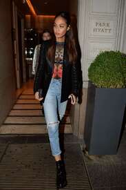 Joan-Smalls-in-Ripped-Jeans--06.jpg