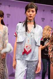 anna-sui-bks-i-rs17-4982.jpg