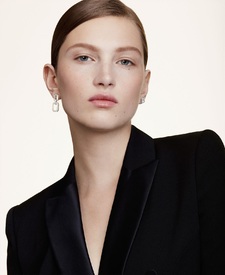 MC US OCT 2016 - 03.jpg