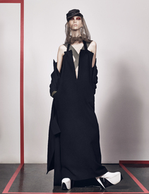 11-Another-Magazine-Fall-Winter-2016-Lorena-Maraschi-by-Craig-McDean-in-Yohji-Yamamoto.jpg
