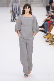 chloe-rs17-5820.jpg