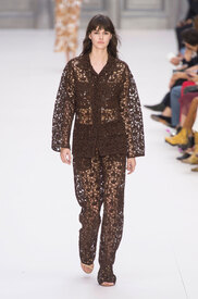 chloe-rs17-6180.jpg