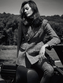 Numero-177-October-2016-Amanda-Murphy-by-Nathaniel-Goldberg-01.jpg