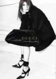 th_Gucci_238_FallWinter_2002_EugeniaVolodina.jpg