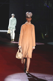High_Quality_Marc_Jacobs_Fall-Winter_2008_2009_Runway_Pictures_3242_jpg.jpg