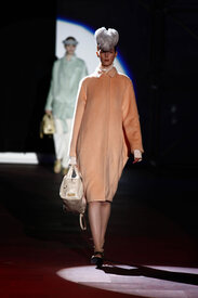 High_Quality_Marc_Jacobs_Fall-Winter_2008_2009_Runway_Pictures_7184_jpg.jpg