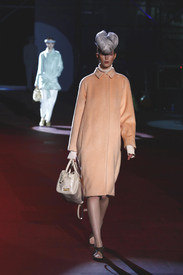 High_Quality_Marc_Jacobs_Fall-Winter_2008_2009_Runway_Pictures_7277_jpg.jpg