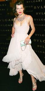 100208_jovovich_200x400.jpg