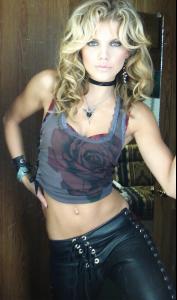 annalynne_mccord_greek_incostume_003_zxtCdaZ.jpg