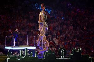 87474_Celebutopia_Leona_Lewis_performs_during_the_Closing_Ceremony_for_the_Beijing_2008_Olympic_Games_26_122_100lo.jpg