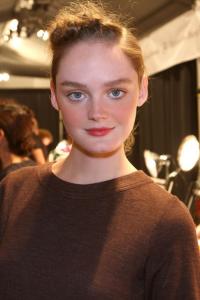 Lela_Rose_Backstage_Spring_09_MBFW_xhWUn9kM4FUl.jpg