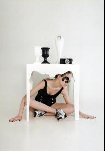 52656_catalogue_dec07_encanto_05_123_208lo.jpg