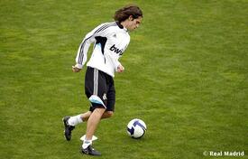 GAGO-BALON.jpg