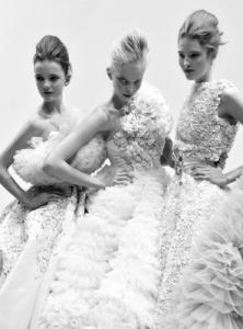 imogen_Giambattista_Valli_SS_2009_bs3.jpg