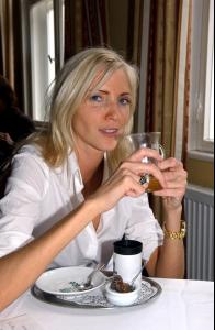 nadja___shareapic9999995.jpg