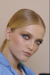 vlada_versace_ss_09_bs.jpg