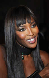 Naomi_Paris_01.jpg