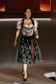 Salma_Hayek_Wetten_Dass_Show_18.jpg