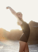 th_d8e93e53082800.gif