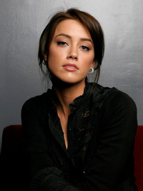 Amber_Heard_-_2009_Sundance_Portraits_by_Matt_Carr_255.jpg