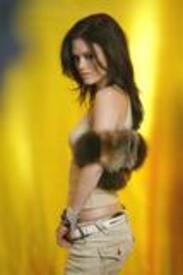 th_Rachel_Bilson_Bongo_Shoot_2.jpg