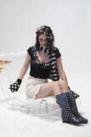 th_Rachel_Bilson_Bongo_Shoot_15.jpg
