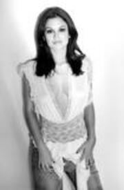 th_Rachel_Bilson_by_Russell_Baer_5.jpg