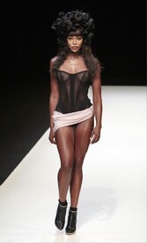 Igor_Chapurin_Show_01.jpg