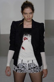 74490_celebrity_city_Miss_Sixty_NY_Fashion_Show.jpg