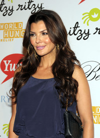 AliLandry_hunger_relief_event_06.jpg