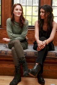 LeightonMeester&JessicaSzohr005.jpg