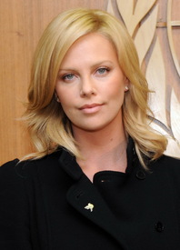 Charlize_Theron_009.jpg