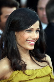 Freida_Pinto_007.jpg