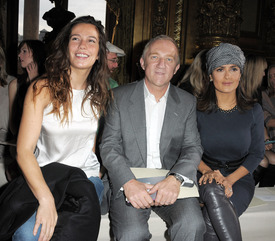 Salma Hayek Stella McCartney SpringSummer 2011 Show in Paris_22.jpg