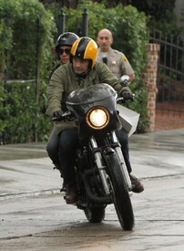 HalleBerrymotorcycleridearoundWestHollywood_62.jpg