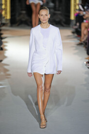 Stella_Mc_Cartney_Spring2012_An_Fh_SWm6v_R0x.jpg