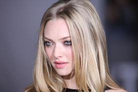 amanda_seyfried_in_time_premiere_001.jpg