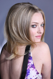 amanda_seyfried_in_time_premiere_024.jpg