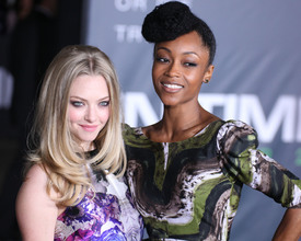amanda_seyfried_in_time_premiere_160.jpg