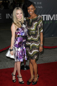 amanda_seyfried_in_time_premiere_174.jpg