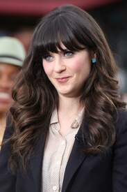 Zooey Deschanel Conducts an Interview at The Grove on October 4, 20110000000012.jpg