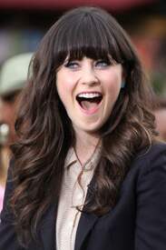 Zooey Deschanel Conducts an Interview at The Grove on October 4, 20110000000019.jpg