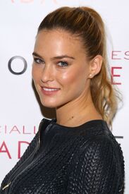 CU-Bar Refaeli presents Especially Escada The New Fragrance in New York City-01.jpg