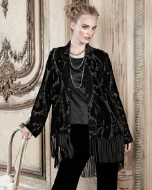 Neiman_Marcus_The_Christmas_Book_2011_11.jpg